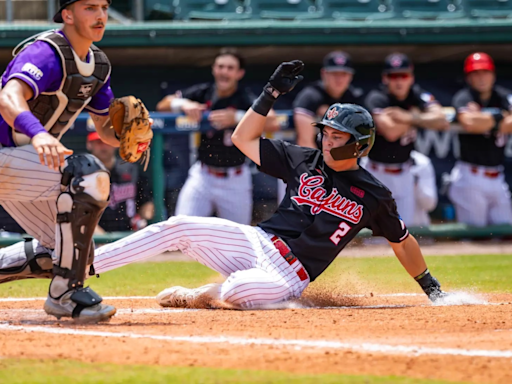 Dukes Chip Away Before Stunning Cajuns In SBC Tourney, 10-9