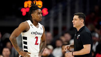 Cincinnati Bearcats basketball guard Jizzle James returns to Wes Miller for another year