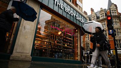 Body Shop sets deadline to save UK stores and jobs
