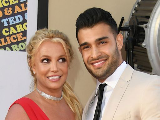 Britney Spears 'needs to break the cycle of unsuitable partners'