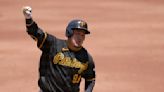 Choi, Reynolds, Santana homer to lead the Pirates to a 3-2 win over the Padres