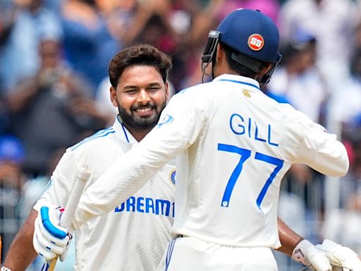 Sachin Tendulkar can't keep calm after Shubman Gill's 'lovely' ton, Rishabh Pant's Dhoni-levelling knock in 1st BAN Test