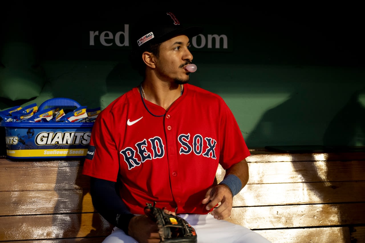 Red Sox lineup: Rookie shortstop sits (side discomfort) but will avoid IL