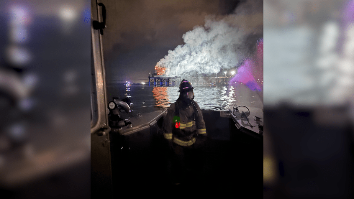 San Diego lifeguards describe fighting Oceanside Pier fire