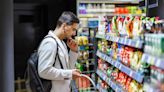 15 Healthy Foods to Buy at 7/11, According to a Dietitian