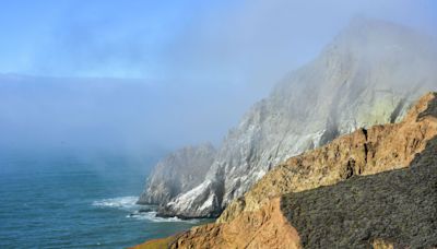 2 dead after vehicle plummets down cliff at Devil's Slide, Highway 1 closed