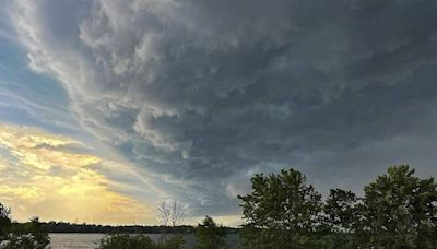 Suspected tornado damages homes and barns in Quebec, but no injuries reported