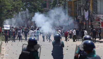 Bangladesh protests: Police issue 'shoot-on-sight' order' amid strict curfew; 115 killed in clashes