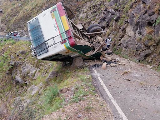 4 die as HRTC bus rolls down hill in Shimla district