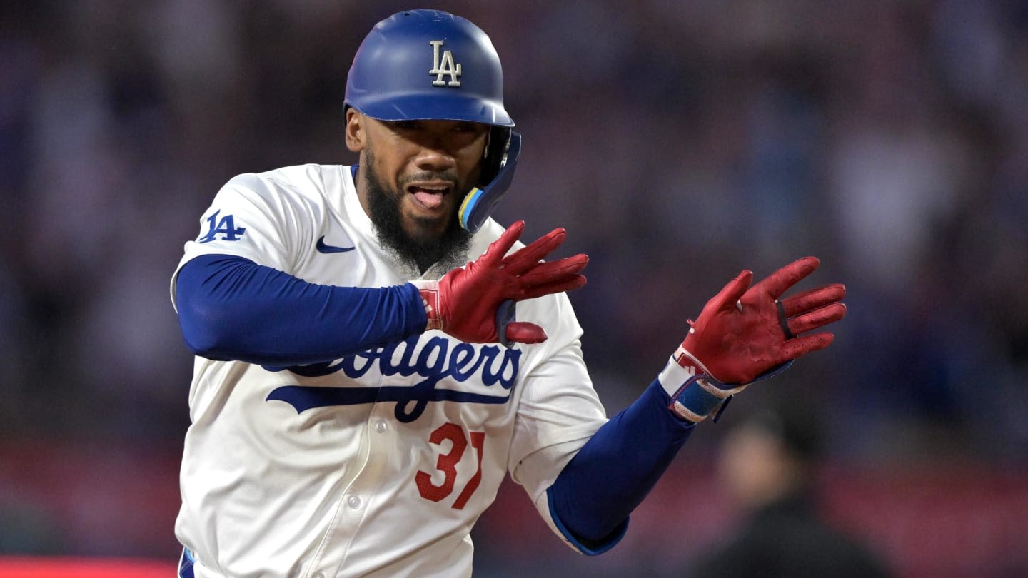 Philadelphia Phillies Should Look to Steal This Dodgers' Star in Offseason