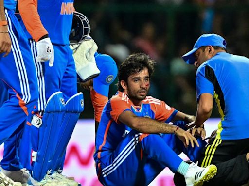 Ravi Bishnoi Braves Injury During Bowling vs Sri Lanka In 1st T20I. Internet Bows Down | Cricket News