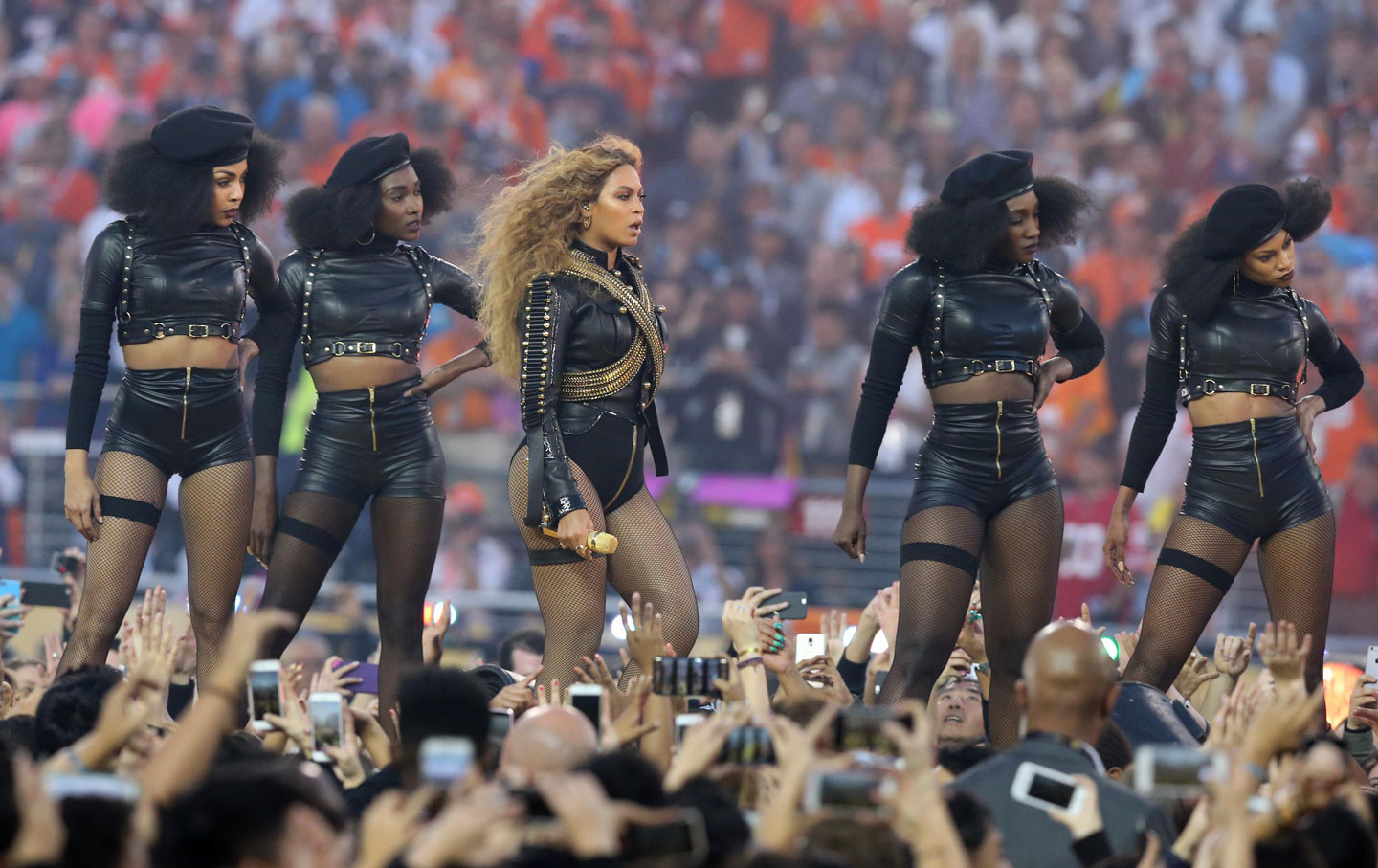 Beyonce_Black_Panthers_rtr_img.jpg