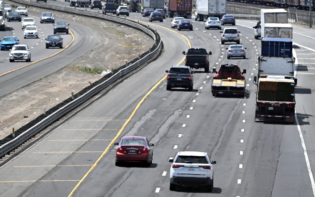 Pavement repairs on 215 Freeway south of Riverside should come quicker, legislator says