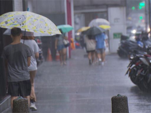 雨具帶身上！鄭明典PO雲圖：要準備防汛了