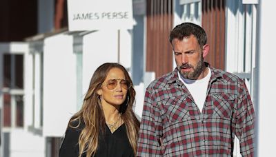 J.Lo Still "Smitten" With Ben Affleck But Chances of Reconciliation Are "Slimmer by the Day"