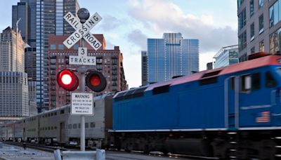 Metra offering free weekend rides, visit to museum railcar for 40th birthday