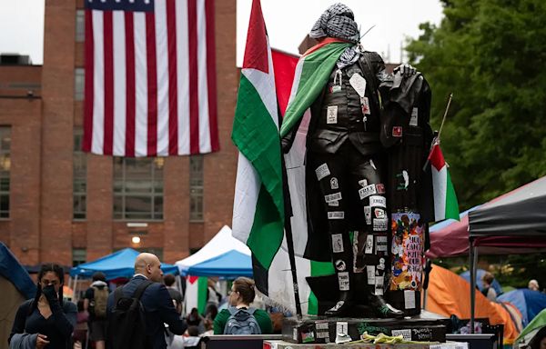 GWU anarchists call for beheadings of school administrators amid anti-Israel encampment