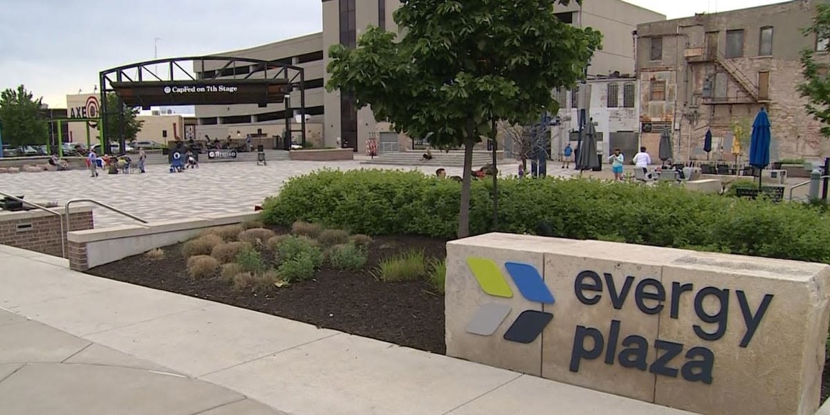 Evergy Plaza rocks and rolls with a splash of country tunes at Live at Lunch