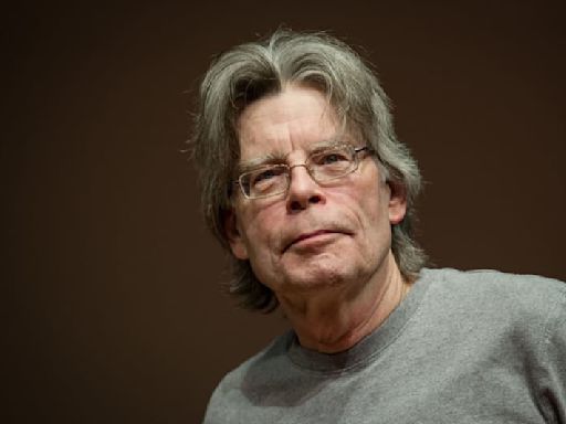Stephen King brings horror, and mercy, in 'You Like It Darker'