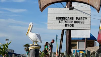 Beryl bears down on Texas, where it is expected to hit after regaining hurricane strength