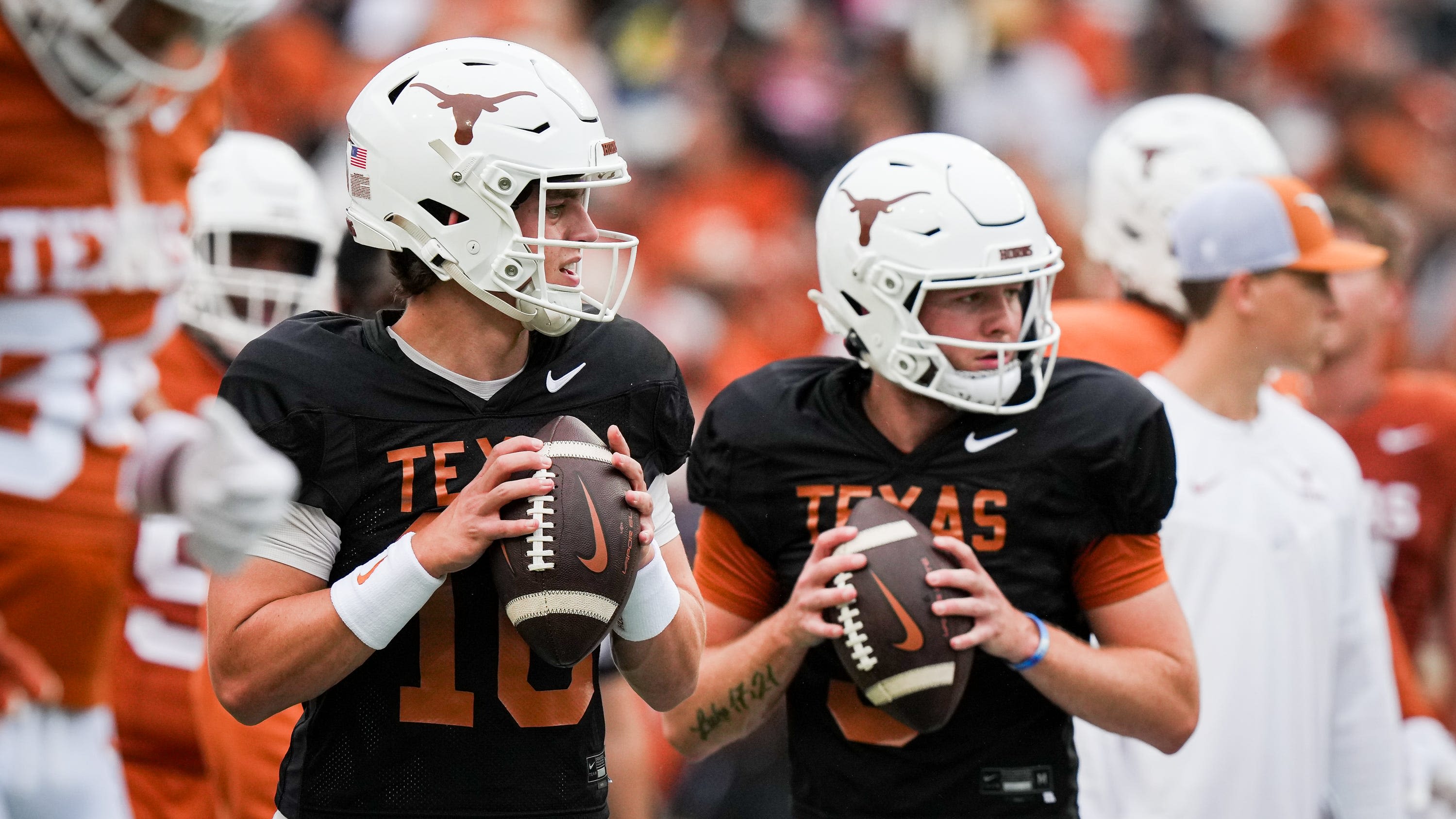 Arch Manning will be Texas' better quarterback option, just not this season | Bohls