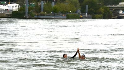 巴黎奧運倒數 法國體育部長塞納河游泳以示水質達標 | 政治 | Newtalk新聞