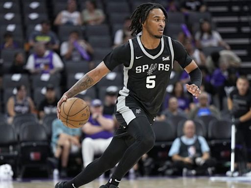 Stephon Castle shines in NBA Summer League matchup against former UConn teammate Donovan Clingan