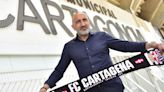 Abelardo quiere que su Cartagena practique "un fútbol vertical para llegar con pocos toques al área" y que sea "ordenado" tanto en ataque como en defensa