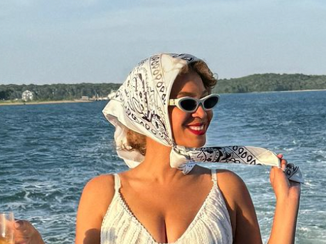 Shop Beyoncé’s Exact Flirty Minidress to Level Up Your Summer Vibes