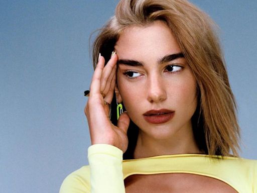 Dua Lipa exige a Israel detener el genocidio en Gaza: 'Quemar niños vivos no se puede justificar'