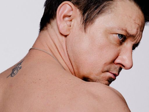 Jeremy Renner Poses Shirtless and Shows Scars From Accident: PICS