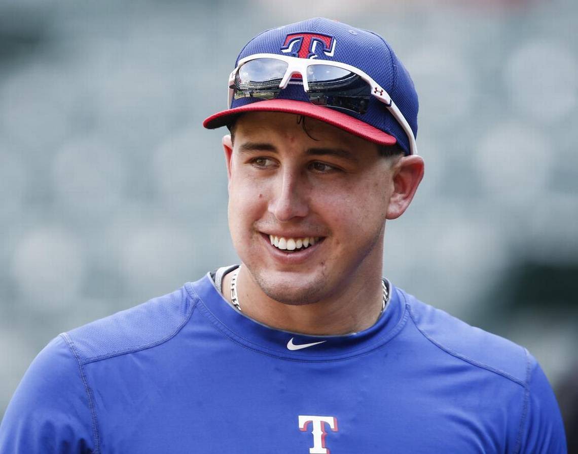 Why former Texas Rangers pitcher Derek Holland hasn’t ruled out a return to the mound