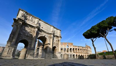 Rome’s ancient Arch of Constantine damaged by lightning