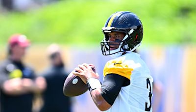 Steelers' Russell Wilson Day-to-Day with Calf Injury; Justin Fields Taking QB1 Reps