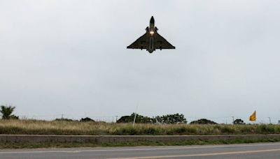 Taiwán despliega aviones ante ejercicios militares de China