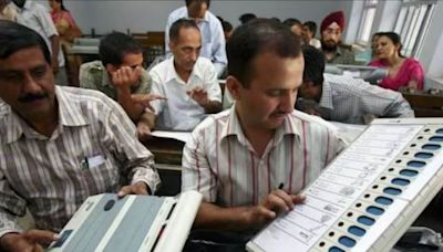 'Burnt Memory Check, Mock Polls, Mix & Match': ECI Gives More Choices to Candidates to Verify EVM Tampering - News18