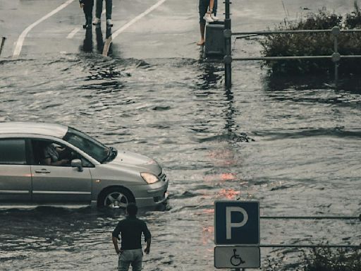 梅雨鋒面滯留日本上空 淹水、土石流、河川氾濫災情不斷