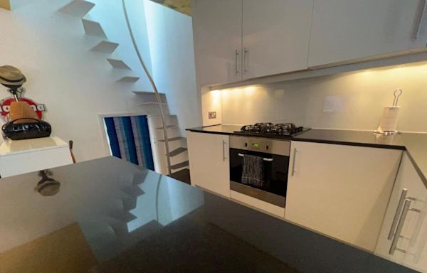 Floating steps in luxury London flat branded ‘death stairs’