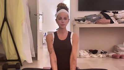 Kate Beckinsale Shows Off Strength and Flexibility Doing Yoga after First Public Appearance Since Health Scare: 'Helps So Much'