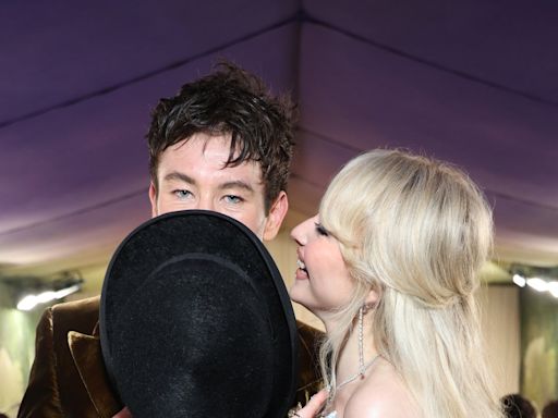 Sabrina Carpenter and Barry Keoghan Share a Kiss as They React to Their Met Gala Looks: Watch