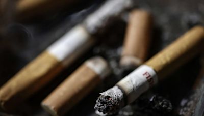 Reino Unido prohíbe la venta de tabaco a los nacidos después de 2009