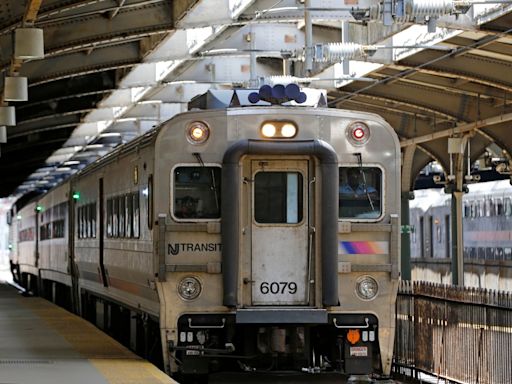 Largas esperas en Penn Station de Nueva York: retrasos en trenes NJ Transit y Amtrak por 2do día - El Diario NY