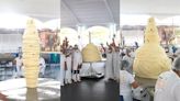 The largest string cheese ball breaks the world record, weighing 636 kilograms