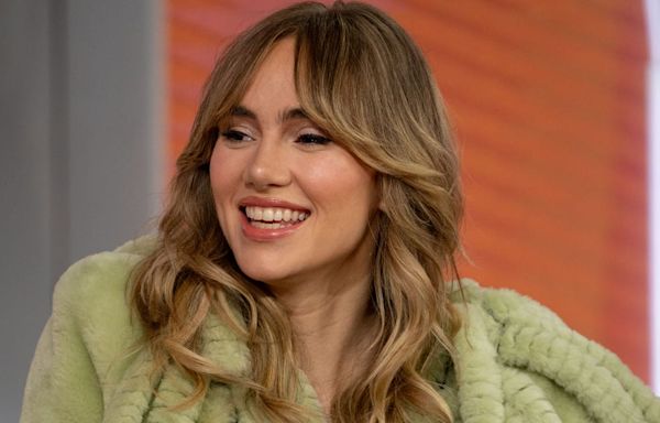 Suki Waterhouse's Statement Jacket Looks Like a Fluffy Sea Creature