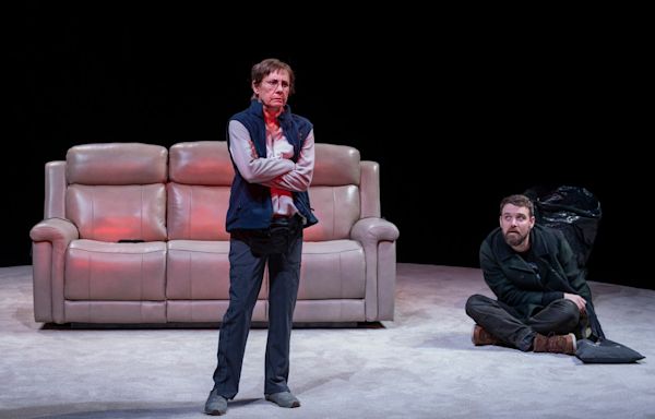 Review: In compelling ‘Little Bear Ridge Road’ at Steppenwolf Theatre, Laurie Metcalf meets her match