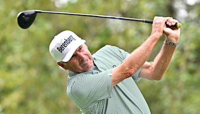 Why Fred Couples is 'loving life' — with 'an old man's bag'