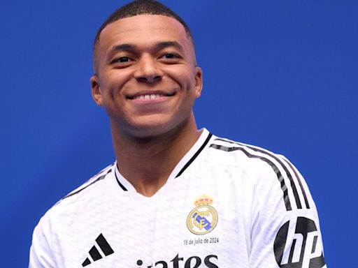 ‘Find a way to play with him’ – Kylian Mbappe’s Real Madrid poser as Thibaut Courtois backs new ‘Galactico’ to win a ‘lot of trophies’ alongside Jude...