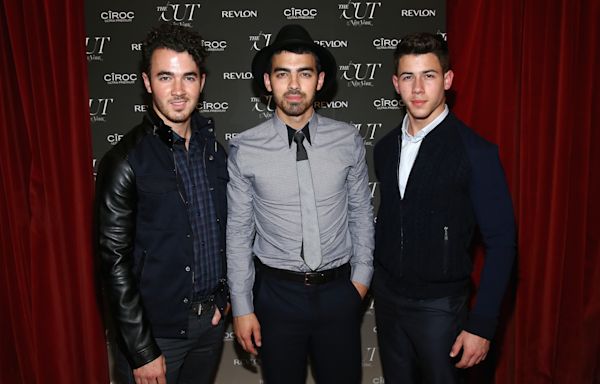 Jonas Brothers rumored to be reuniting: 'They've healed their rift'