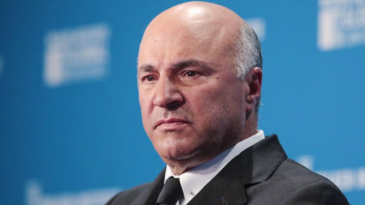 Kevin O'Leary rips workers who waste money buying daily cups of coffee: 'What are you, an idiot?'