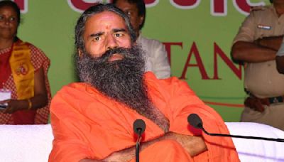 When Ramdev can reveal identity, why can't Rehman: Yoga guru backs Kanwar Yatra order